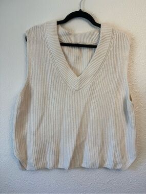 Abercrombie & Fitch Cream V-Neck Ribbed Sweater Vest